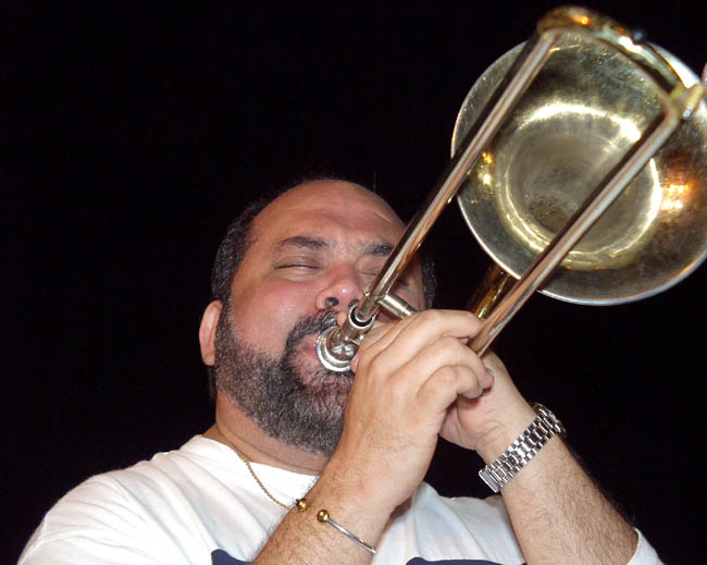 PL.trombone.215